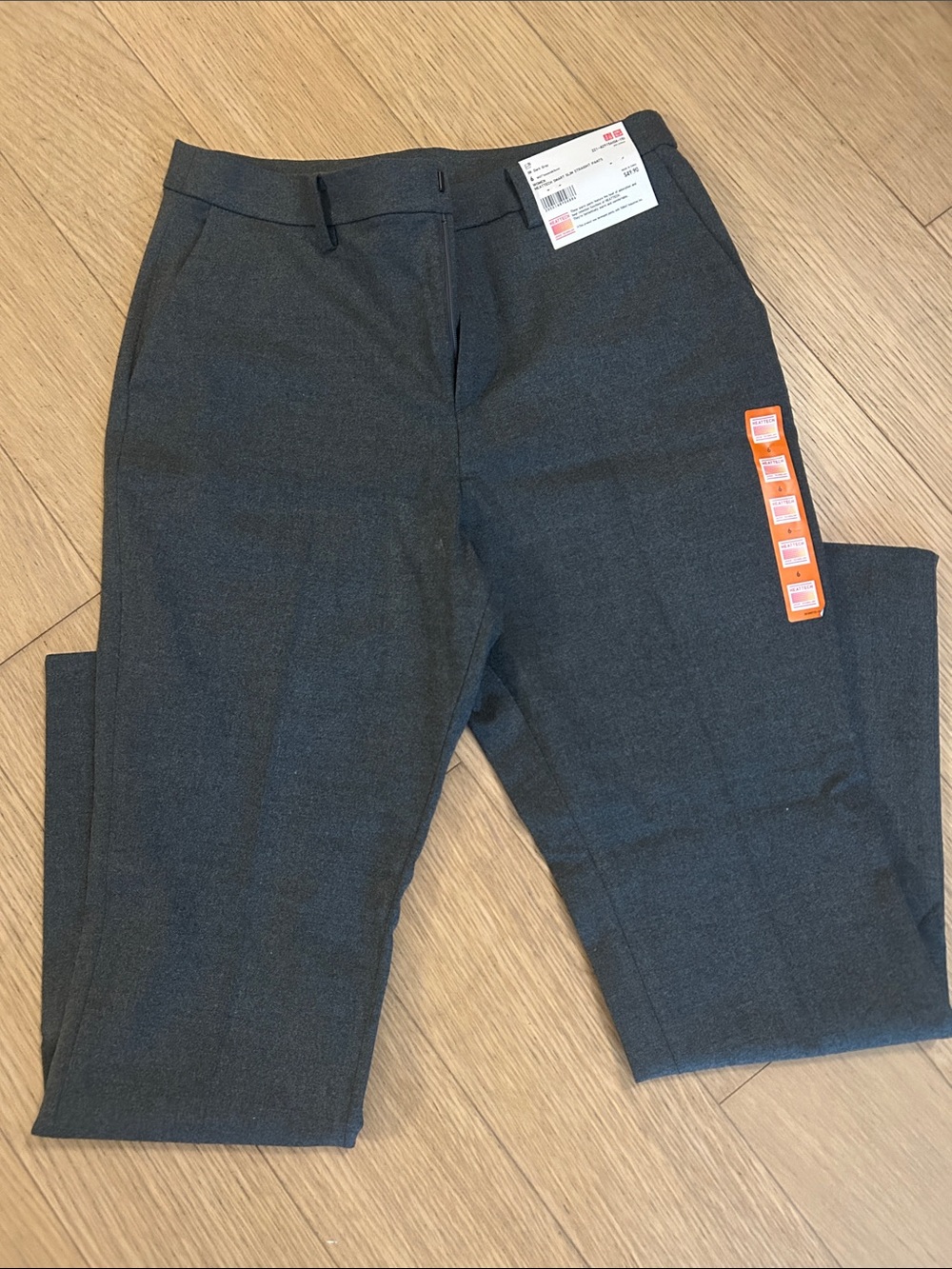 Uniqlo Straight-Leg Dress Pants in Dark Charcoal Gray